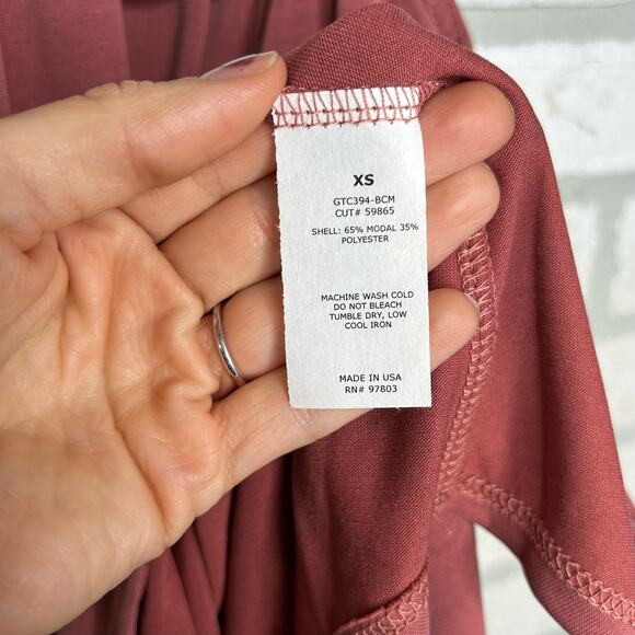 Dark Mauve Sleeveless Tank Top - Picture 4 of 5